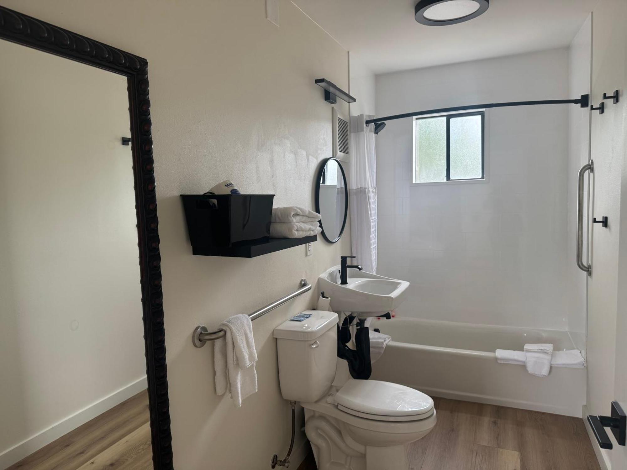 Richland Inn And Suites Esterno foto